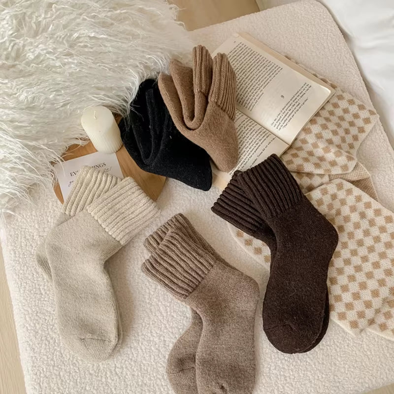 1 Pairs Winter Thickened Wool Socks Women’S Breathable Comfortable Plush Low Tube Snow Socks Korean Simple Warm Cashmere Socks